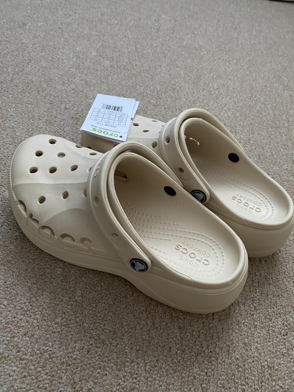 Crocs Women Baya Clog 208186-11S Winter White W7 - Image 6