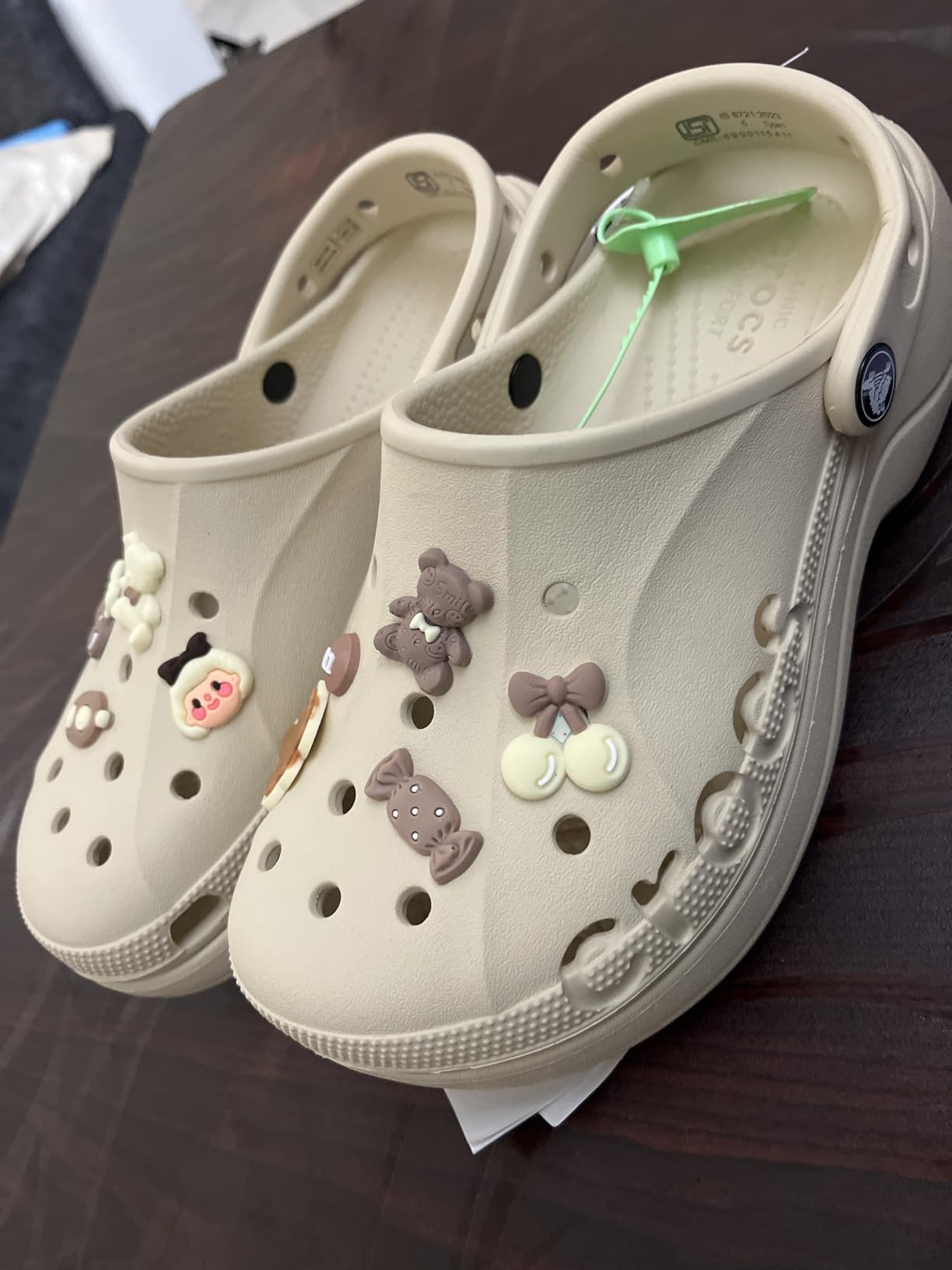 Crocs Women Baya Clog 208186-11S Winter White W7 - Image 7